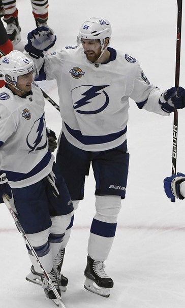 Lightning blank Blackhawks in Chicago to get back to winning ways